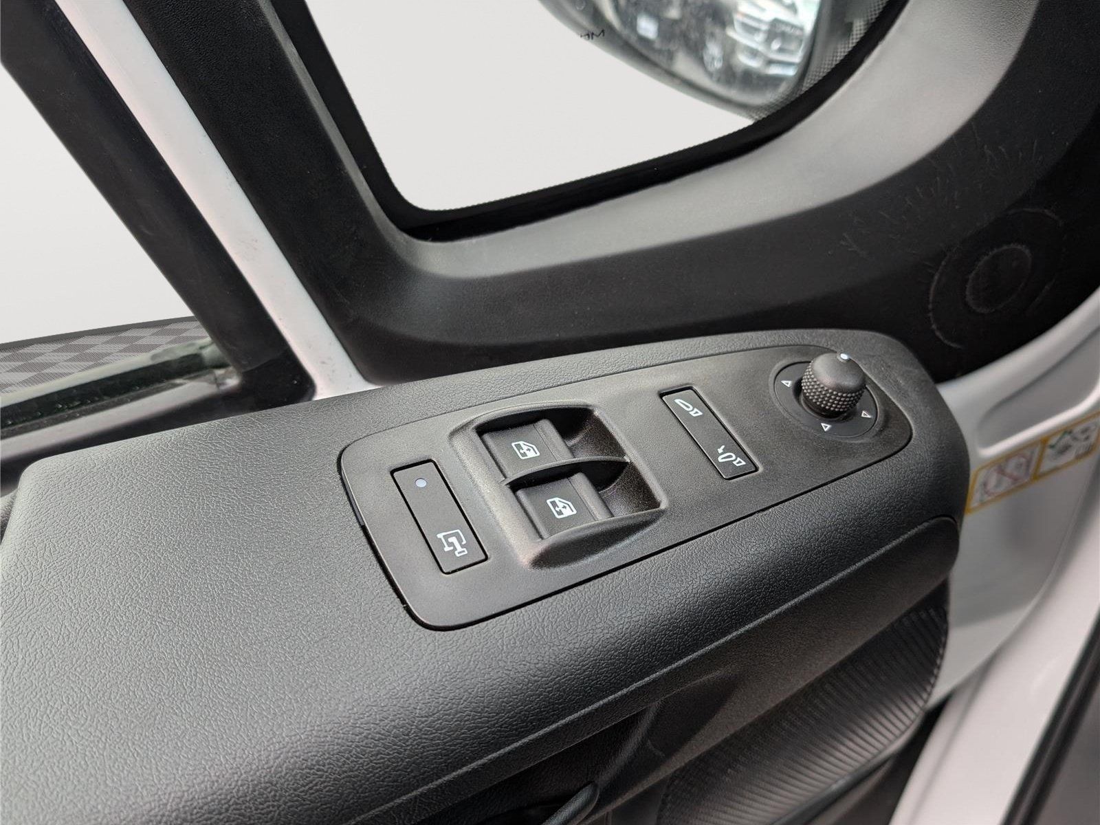 New 2026 RAM ProMaster 1500 w/ Premium Convenience Group FWD image 14
