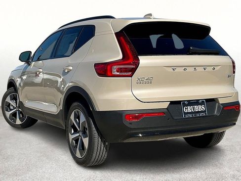 New 2026 Volvo XC40 B4 Plus w/ Protection Package Premier image 6