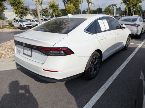 Used 2023 Honda Accord EX image 2
