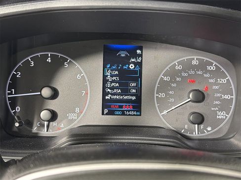 Used 2024 Toyota Corolla SE image 26