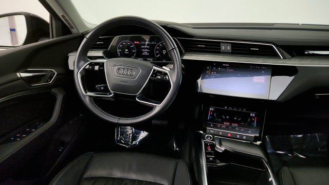 Used 2024 Audi Q8 e-tron Premium AWD/4WD image 51