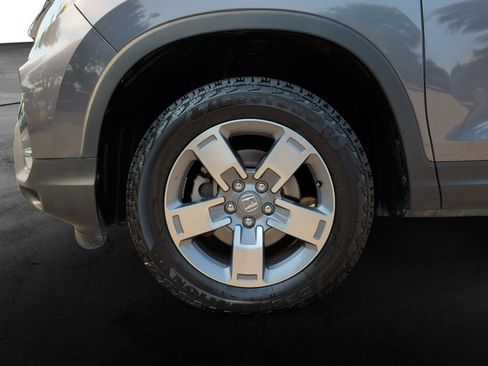 Used 2025 Honda Ridgeline RTL image 9