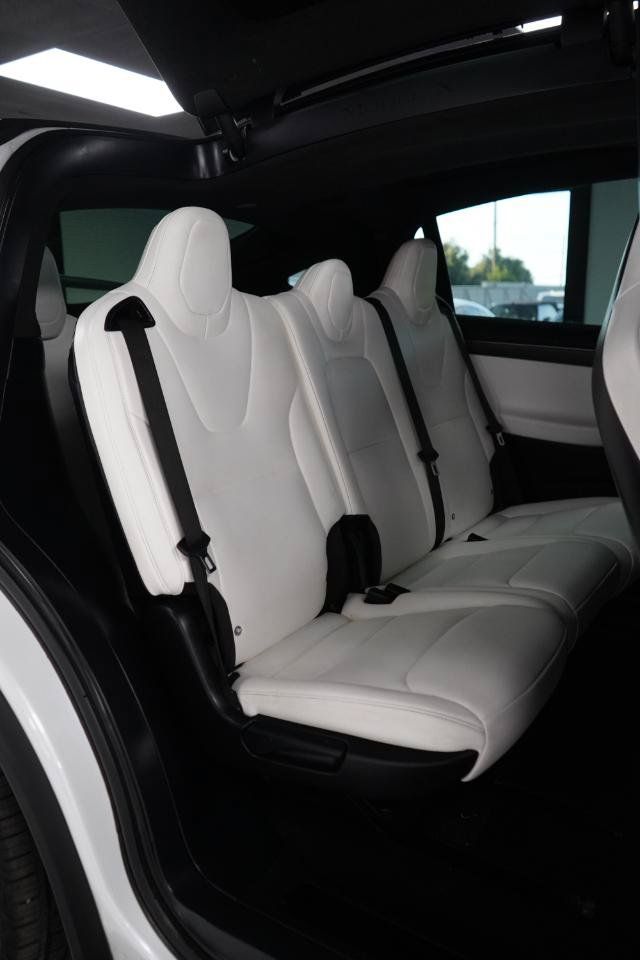 Used 2017 Tesla Model X 90D AWD/4WD image 21