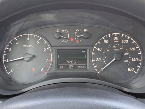 Used 2016 Nissan Sentra S image 22