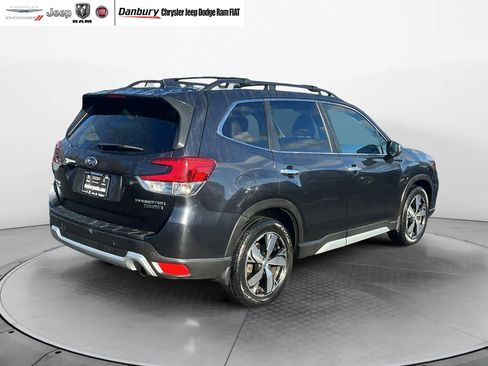 Used 2019 Subaru Forester Touring image 6