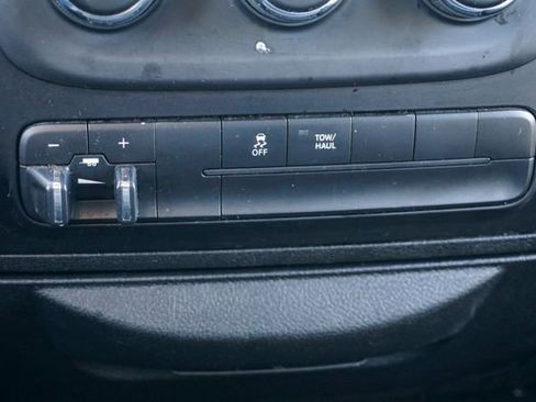 Used 2022 RAM 1500 Classic SLT w/ Protection Group image 15