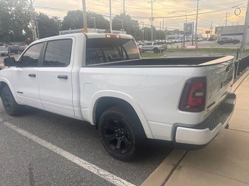 Used 2025 RAM 1500 Big Horn AWD/4WD image 17