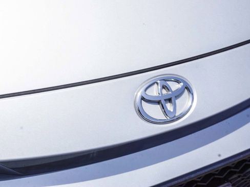 Used 2020 Toyota Corolla SE FWD image 11