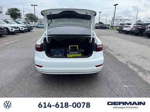 Used 2021 Volkswagen Jetta S w/ Driver Assistance Package FWD image 13