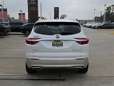 Used 2018 Buick Enclave Essence w/ Trailering Package image 6