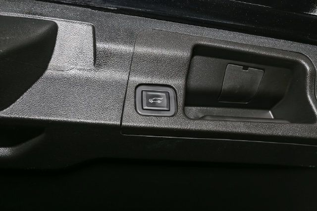 Used 2023 GMC Acadia SLE w/ Driver Convenience Package AWD/4WD image 12