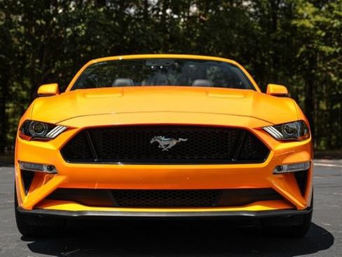 Used 2018 Ford Mustang GT Premium w/ Equipment Group 401A RWD image 15