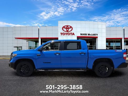 Used 2020 Toyota Tundra SR5 w/ SR5 Upgrade Package AWD/4WD image 2