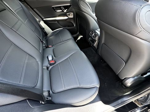 Certified 2026 Mercedes-Benz GLC 300 image 18