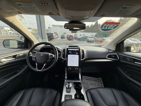 Used 2022 Ford Edge Titanium image 24