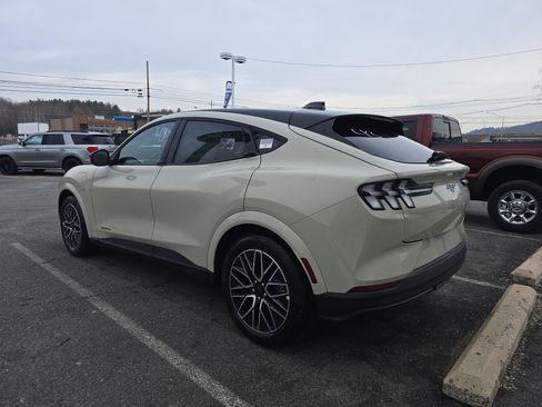 New 2026 Ford Mustang Mach-E Premium image 6