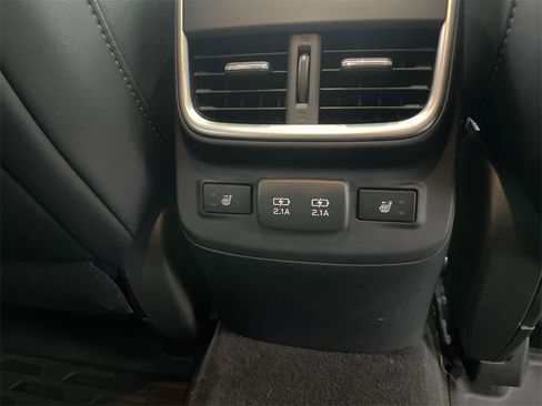 Certified 2022 Subaru Outback Limited image 26
