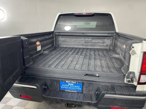Used 2017 Honda Ridgeline RTL image 19