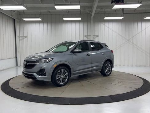 Used 2023 Buick Encore GX Select w/ Sport Touring Package image 4