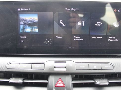 Used 2025 Kia K4 FWD image 26
