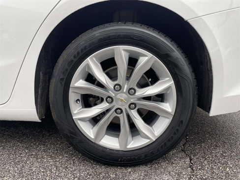 Used 2024 Chevrolet Malibu LT image 10