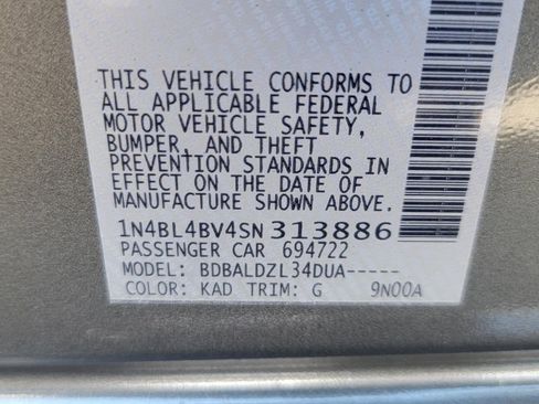 Used 2025 Nissan Altima 2.5 S FWD image 33