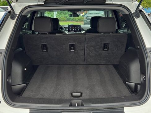 Used 2023 Chevrolet Blazer LT FWD image 37