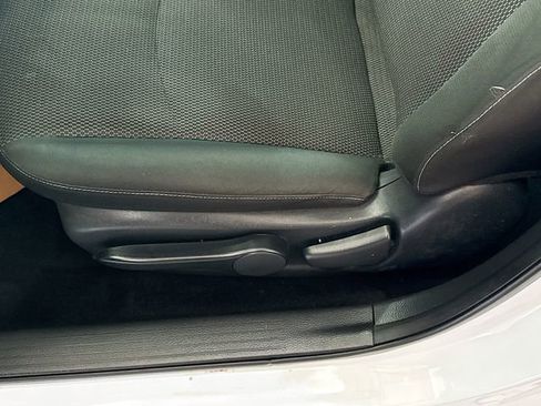 Used 2019 Nissan Sentra S FWD image 19