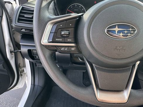 Used 2017 Subaru Impreza 2.0i image 5