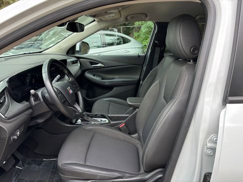 Used 2025 Buick Encore GX Preferred image 28