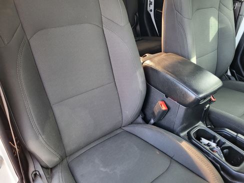 Used 2020 Jeep Gladiator Sport w/ Quick Order Package 24S image 16