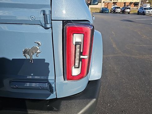 Used 2025 Ford Bronco Outer Banks image 6