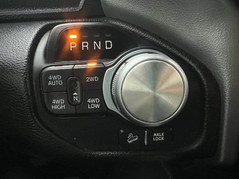Used 2020 RAM 1500 Laramie w/ Sport Appearance Package AWD/4WD image 48