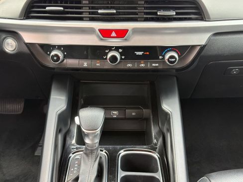 Used 2020 Kia Telluride LX FWD image 20