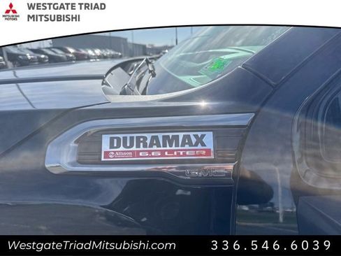 Used 2021 GMC Sierra 2500 AT4 w/ AT4 Premium Plus Package image 5