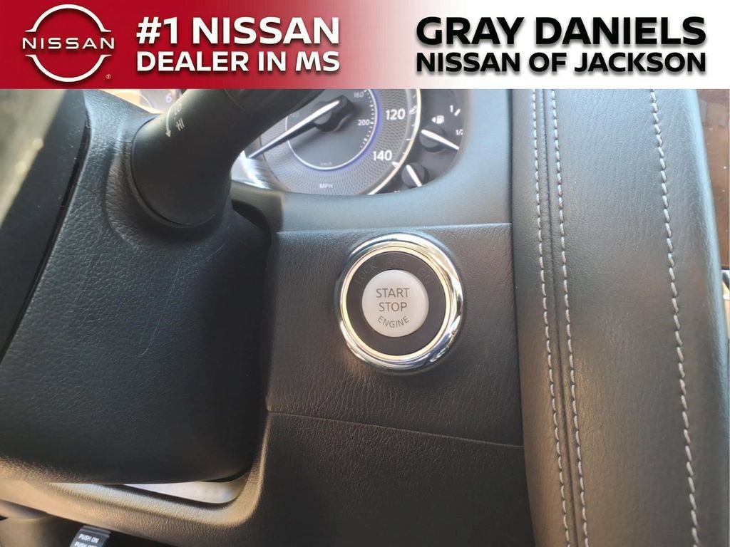 Used 2019 INFINITI QX80 Luxe RWD image 16
