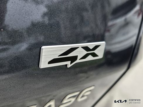 Certified 2024 Kia Sportage SX image 18