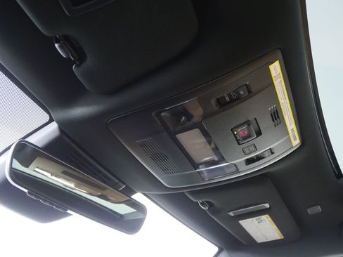 Used 2025 Lexus UX 300h FWD image 24