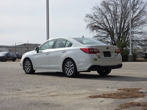 Used 2019 Subaru Legacy 2.5i Premium image 5