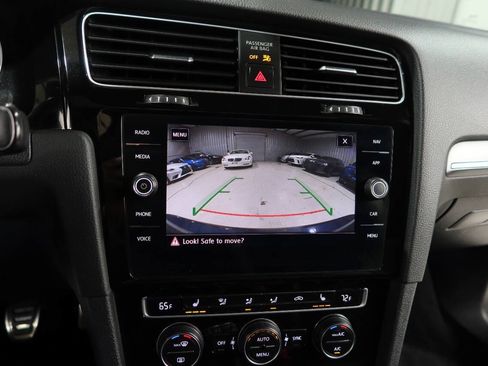 Used 2019 Volkswagen GTI Autobahn FWD image 23