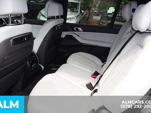 Used 2025 BMW X7 xDrive40i w/ Premium Package AWD/4WD image 18
