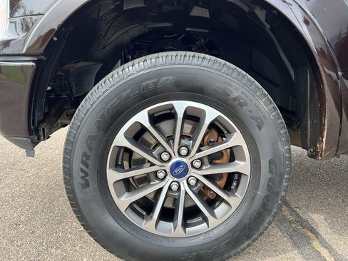 Used 2019 Ford F150 XLT w/ Equipment Group 301A Mid AWD/4WD image 26