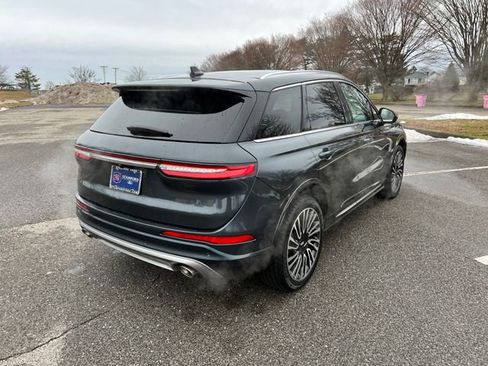 Used 2021 Lincoln Corsair Reserve w/ Equipment Group 201A image 11