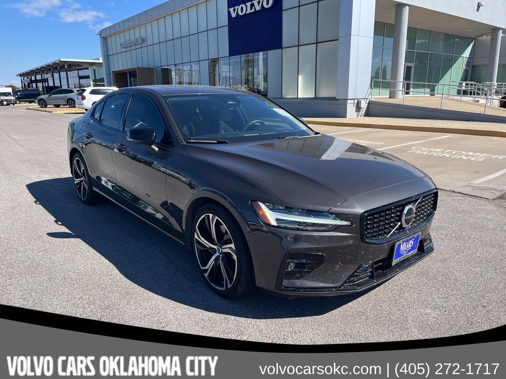 Certified 2024 Volvo S60 B5 Ultimate w/ Climate Package AWD/4WD image 3