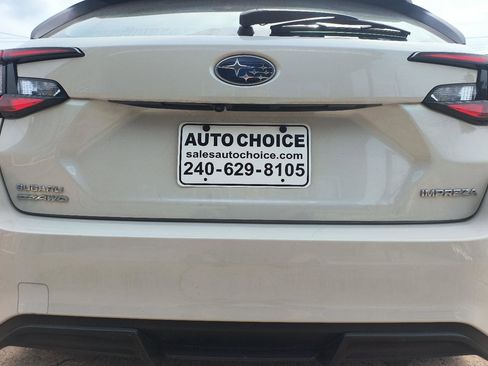 Used 2024 Subaru Impreza 2.0i AWD/4WD image 31