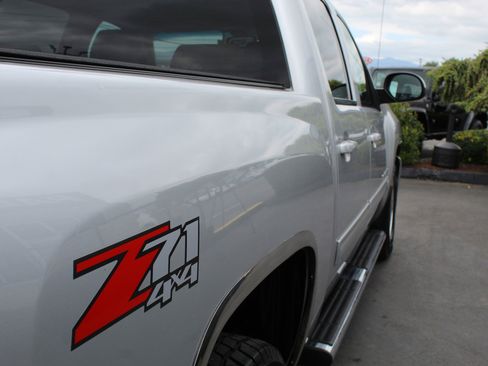 Used 2013 Chevrolet Silverado 1500 LTZ w/ LTZ Plus Package AWD/4WD image 19