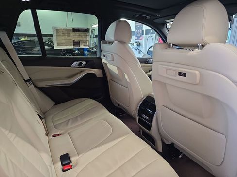 Used 2019 BMW X5 xDrive40i image 12