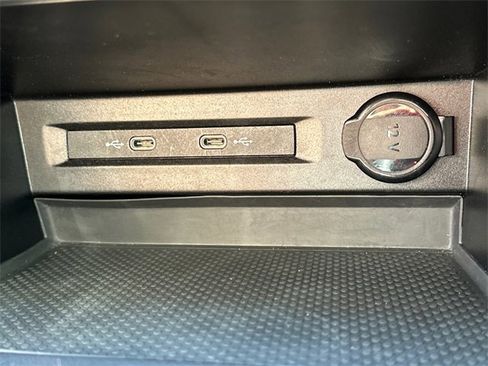 Certified 2024 Volkswagen Tiguan Wolfsburg Edition image 35