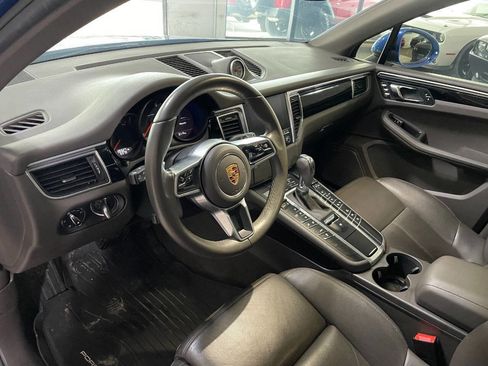 Used 2017 Porsche Macan image 18