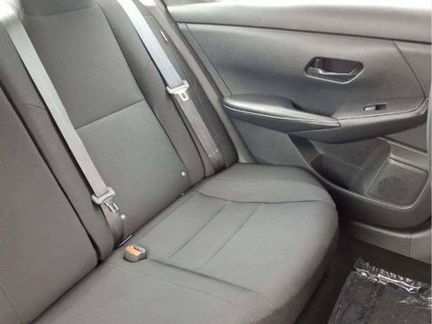 Certified 2025 Nissan Sentra S FWD image 20